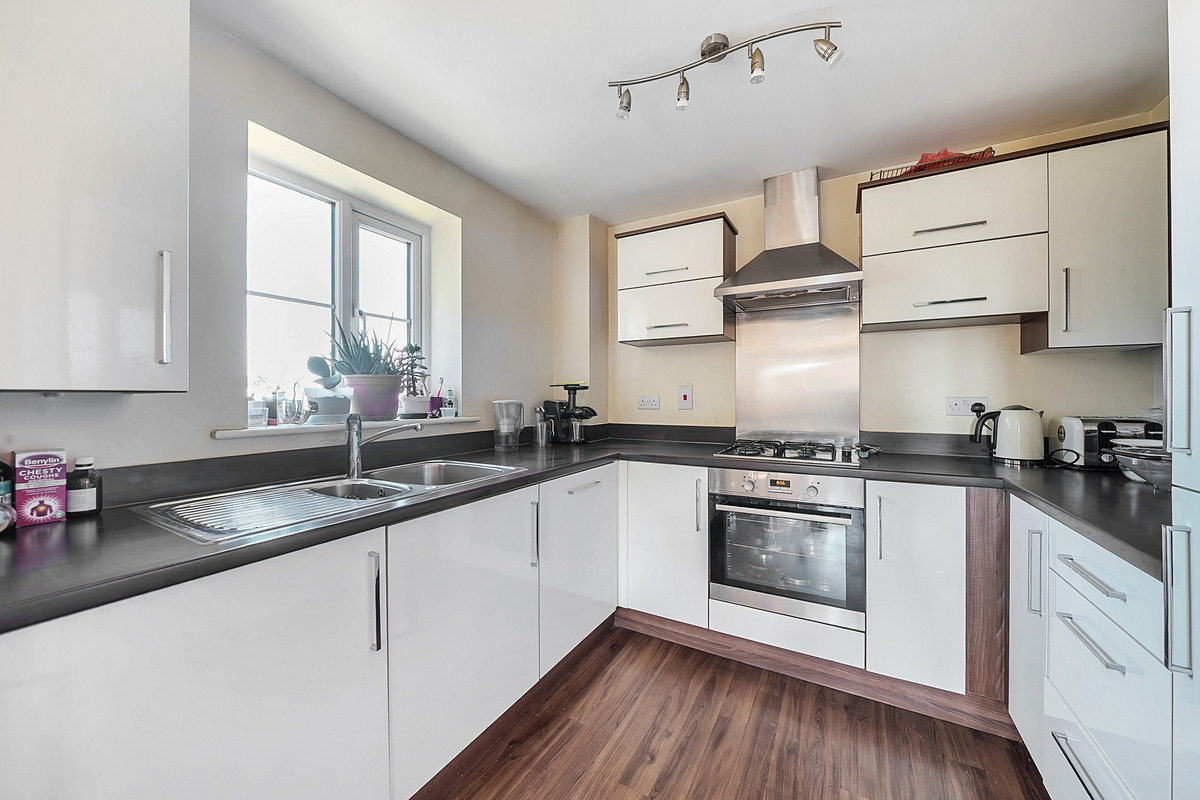 Plantation Close, Bushey, WD23, photo 3