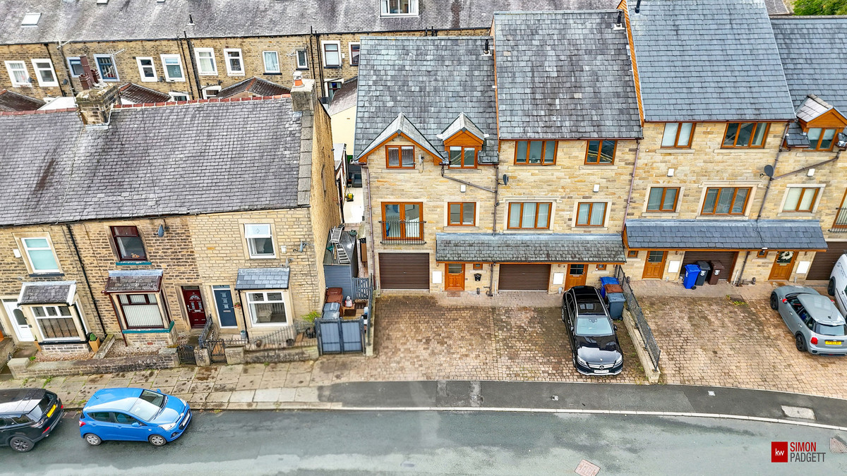 Standroyd Road, Colne, BB8, photo 26