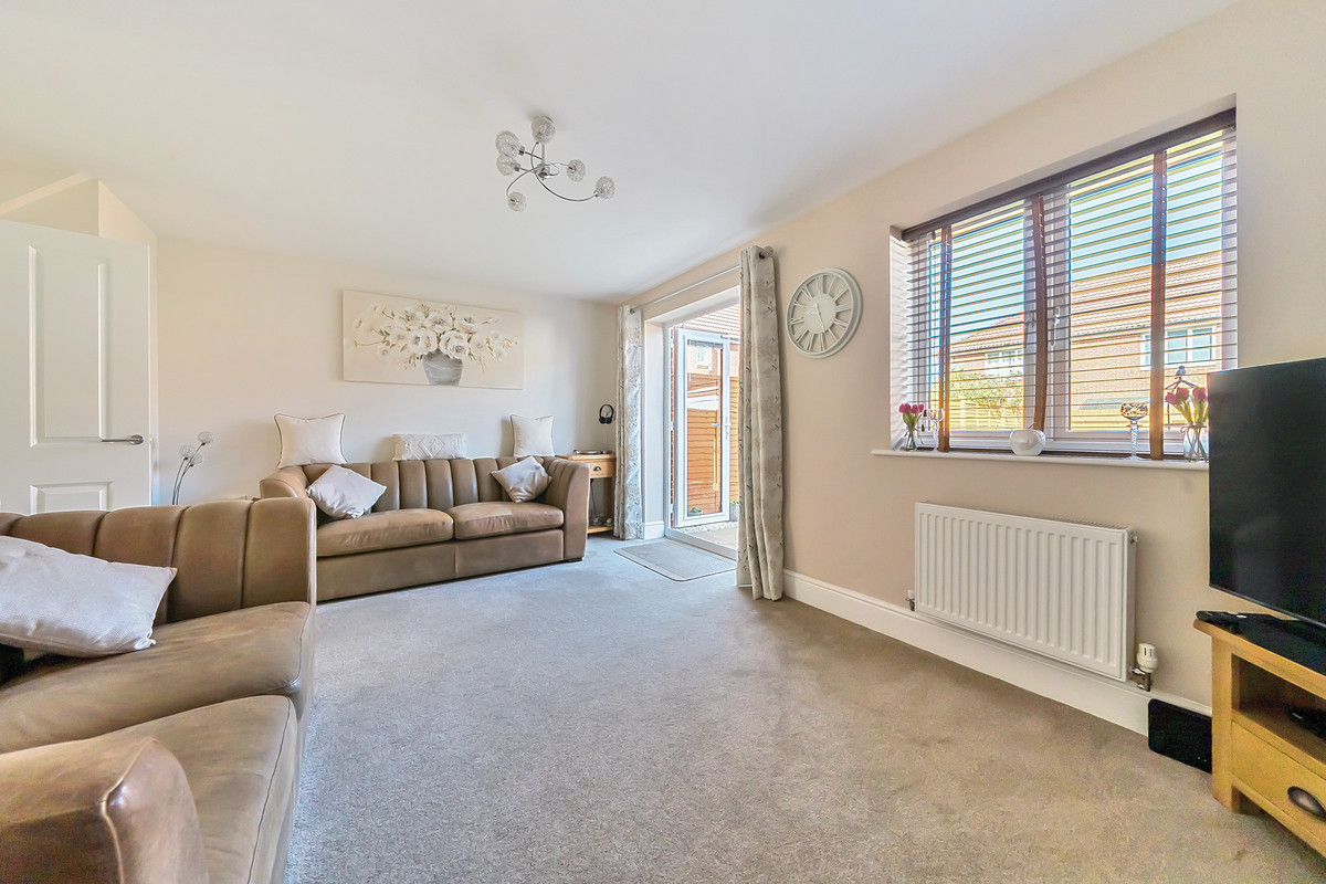 Blue Cedar Close, Yate, BS37, photo 5