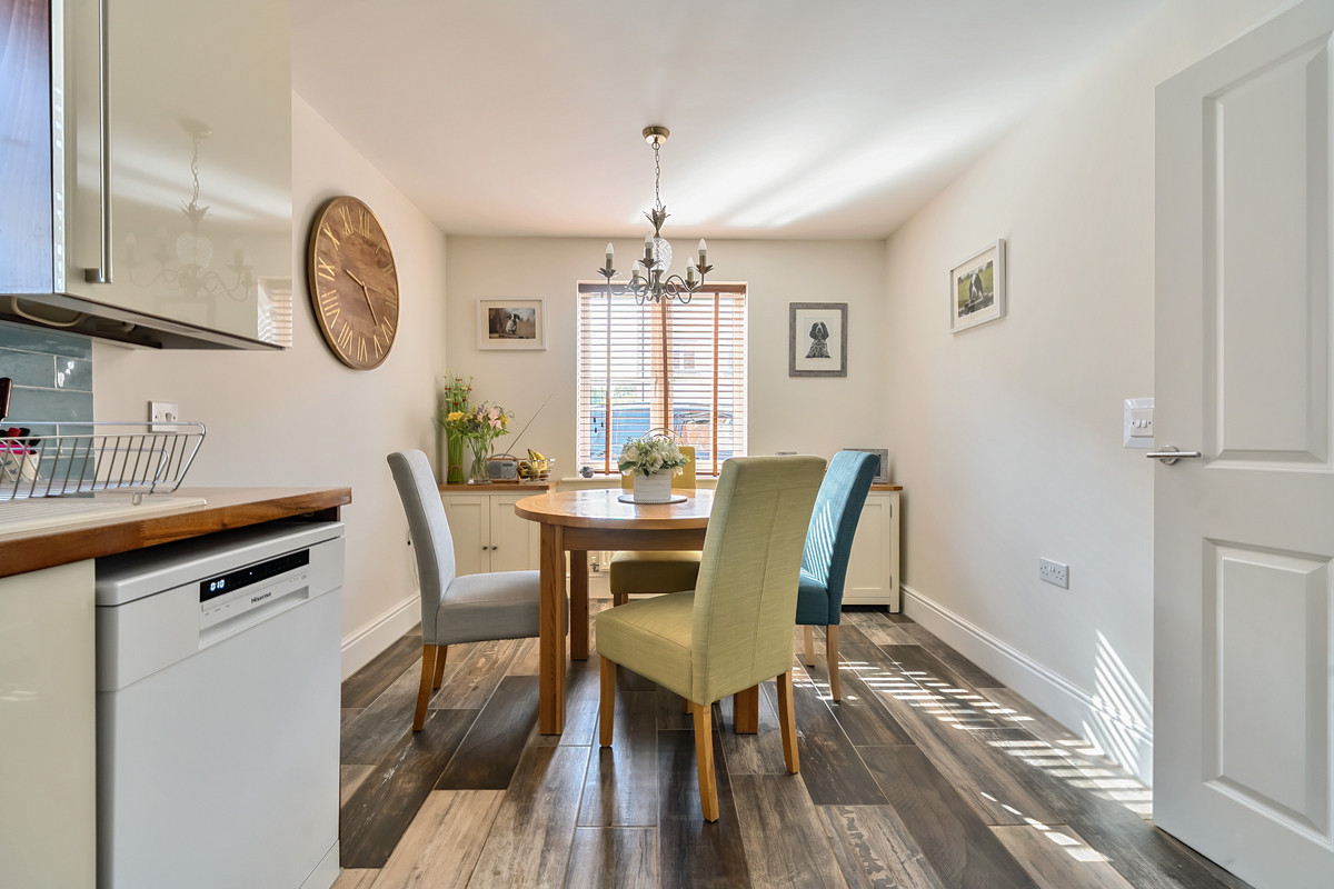 Blue Cedar Close, Yate, BS37, photo 4
