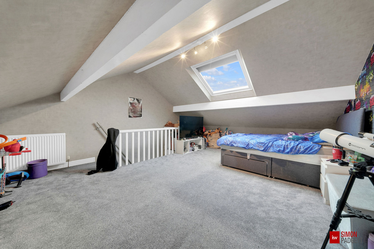 Keighley Road, Colne, BB8, photo 19