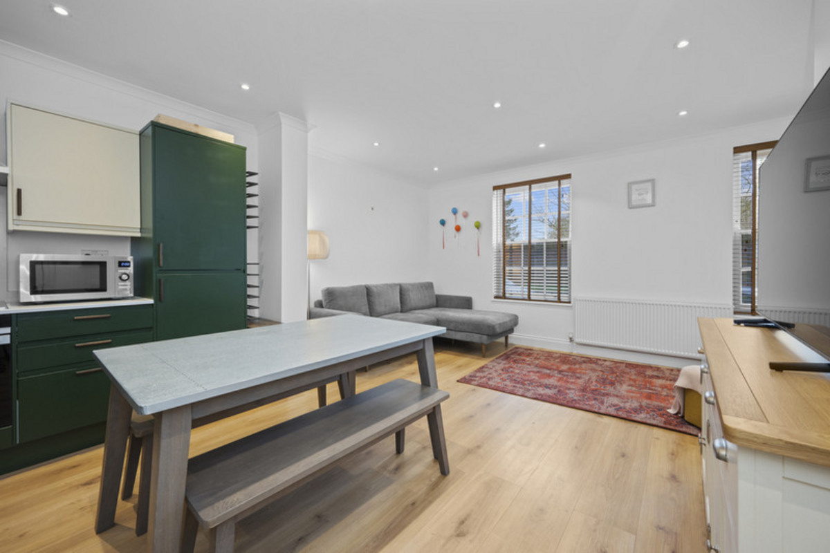 Courtview House, East Molesey, KT8, photo 6