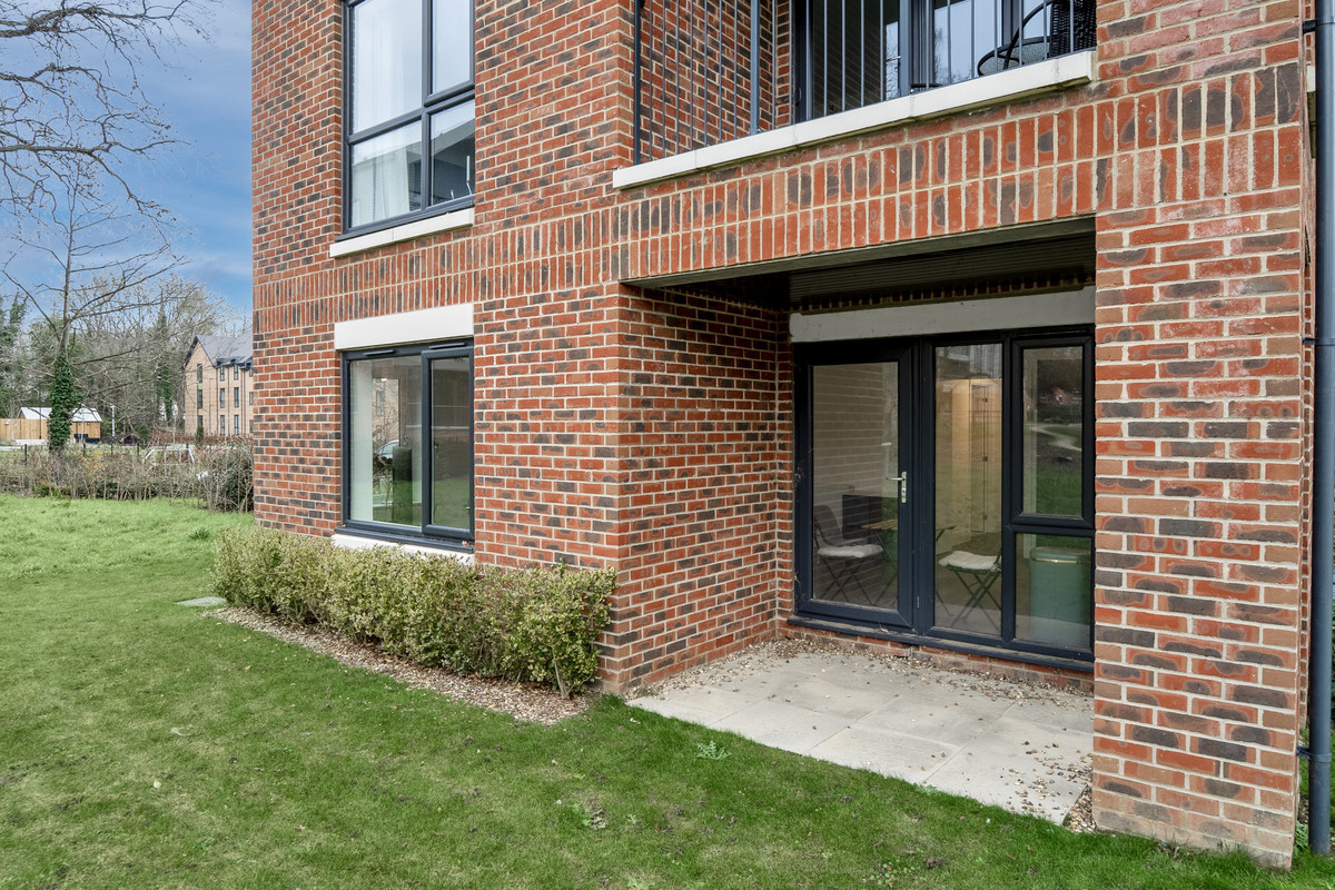 Garrett Crescent, Ottershaw, Chertsey, KT16, photo 14