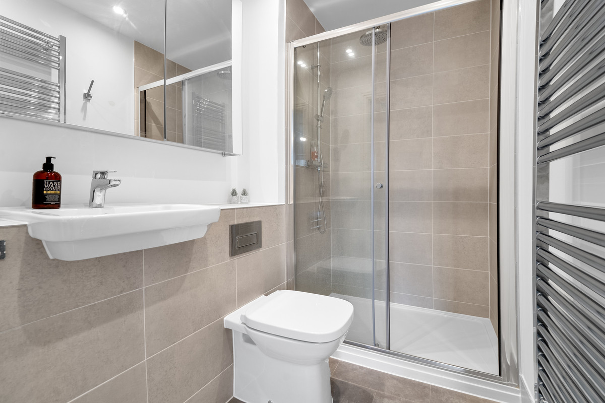 Garrett Crescent, Ottershaw, Chertsey, KT16, photo 10