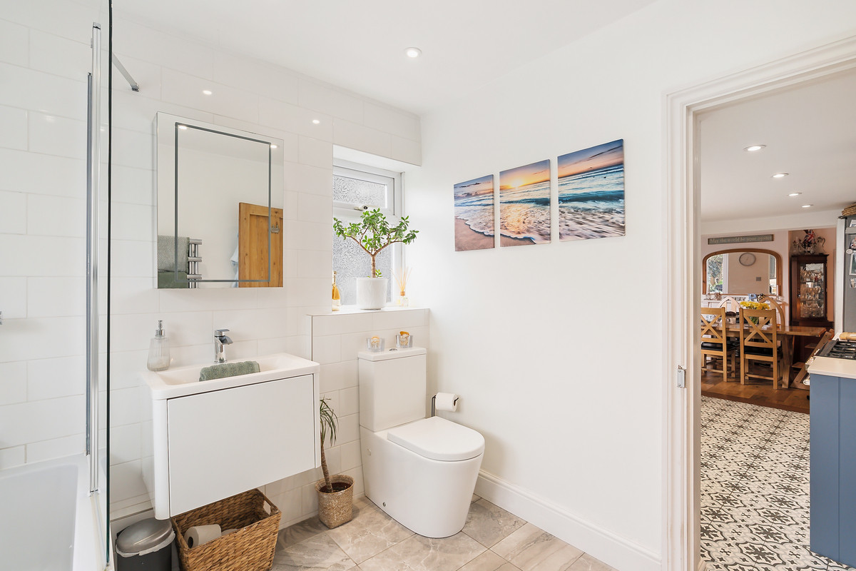 Spinney Hill, Addlestone, KT15, photo 27