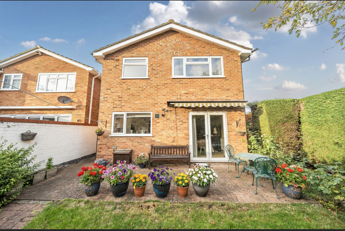 Wakelins End, Cookham, SL6