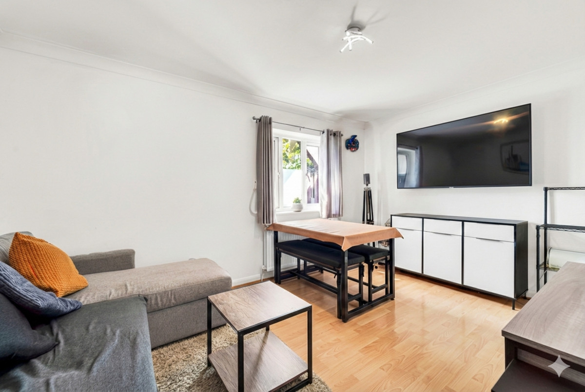 Osprey Close, West Drayton, UB7, photo 8