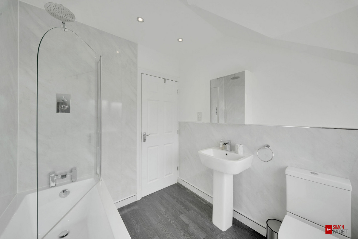 Standroyd Road, Colne, BB8, photo 18