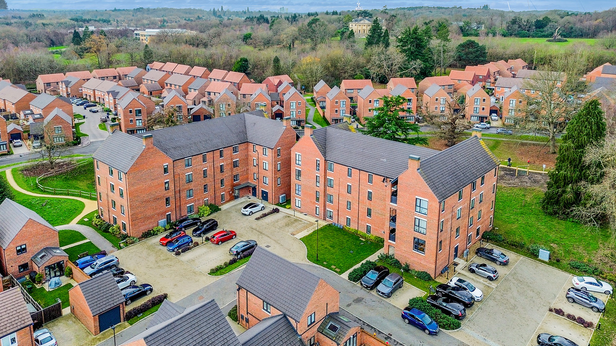 Garrett Crescent, Ottershaw, Chertsey, KT16, photo 16