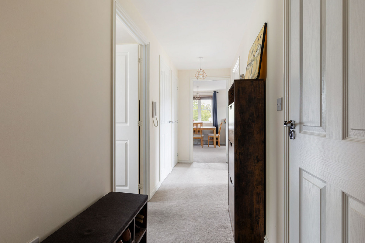 Albermarle House, Bernwelle Avenue, Romford, RM3, photo 6