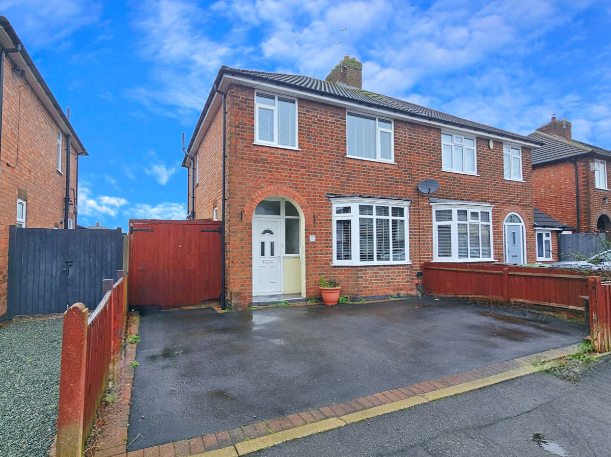 Park Drive, Leicester Forest East, LE3