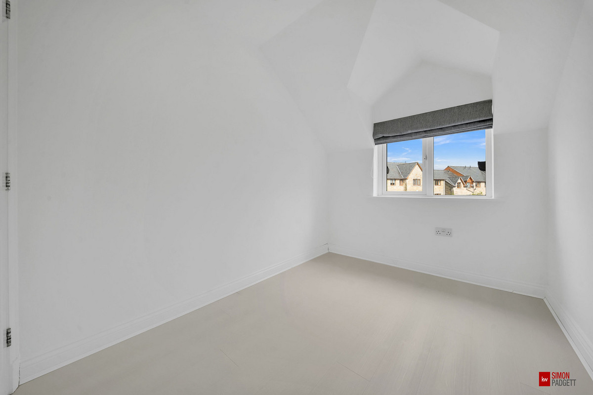 Standroyd Road, Colne, BB8, photo 19