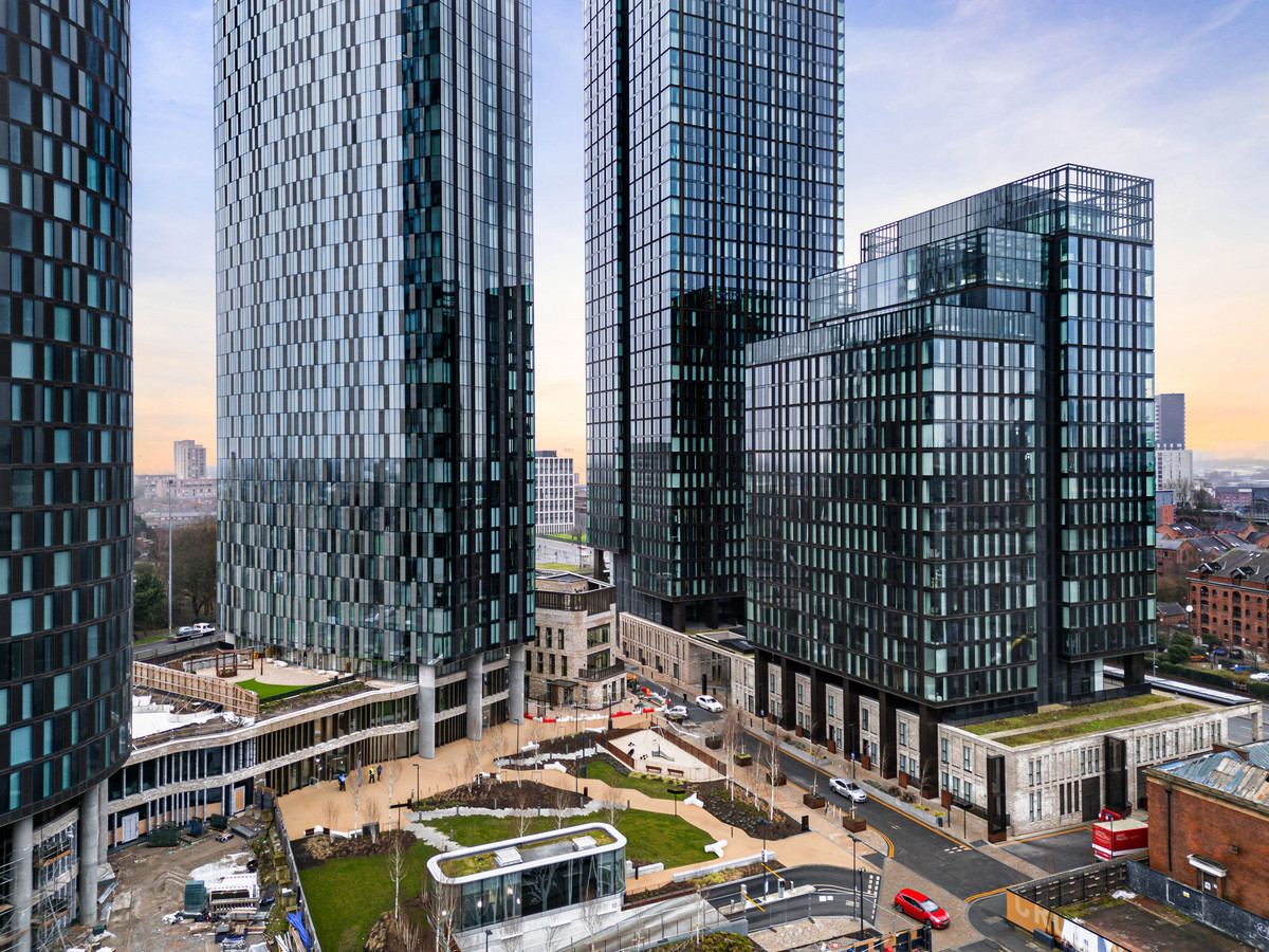 Elizabeth Tower, Manchester, M15