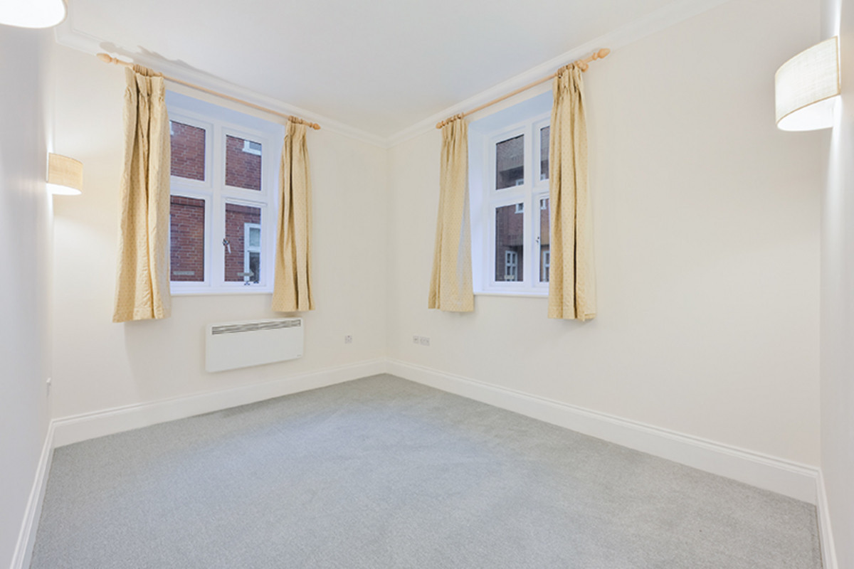 Elizabeth Drive, Banstead, SM7, photo 11