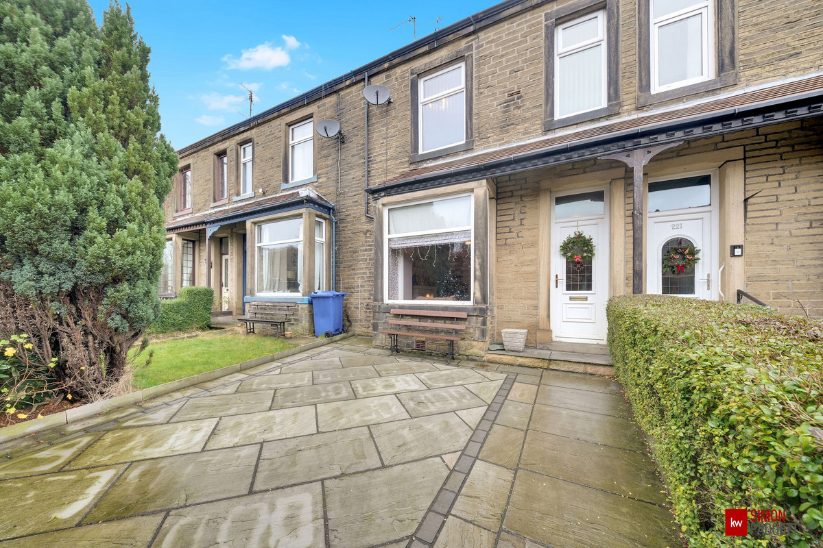 Keighley Road, Colne, BB8, photo 2