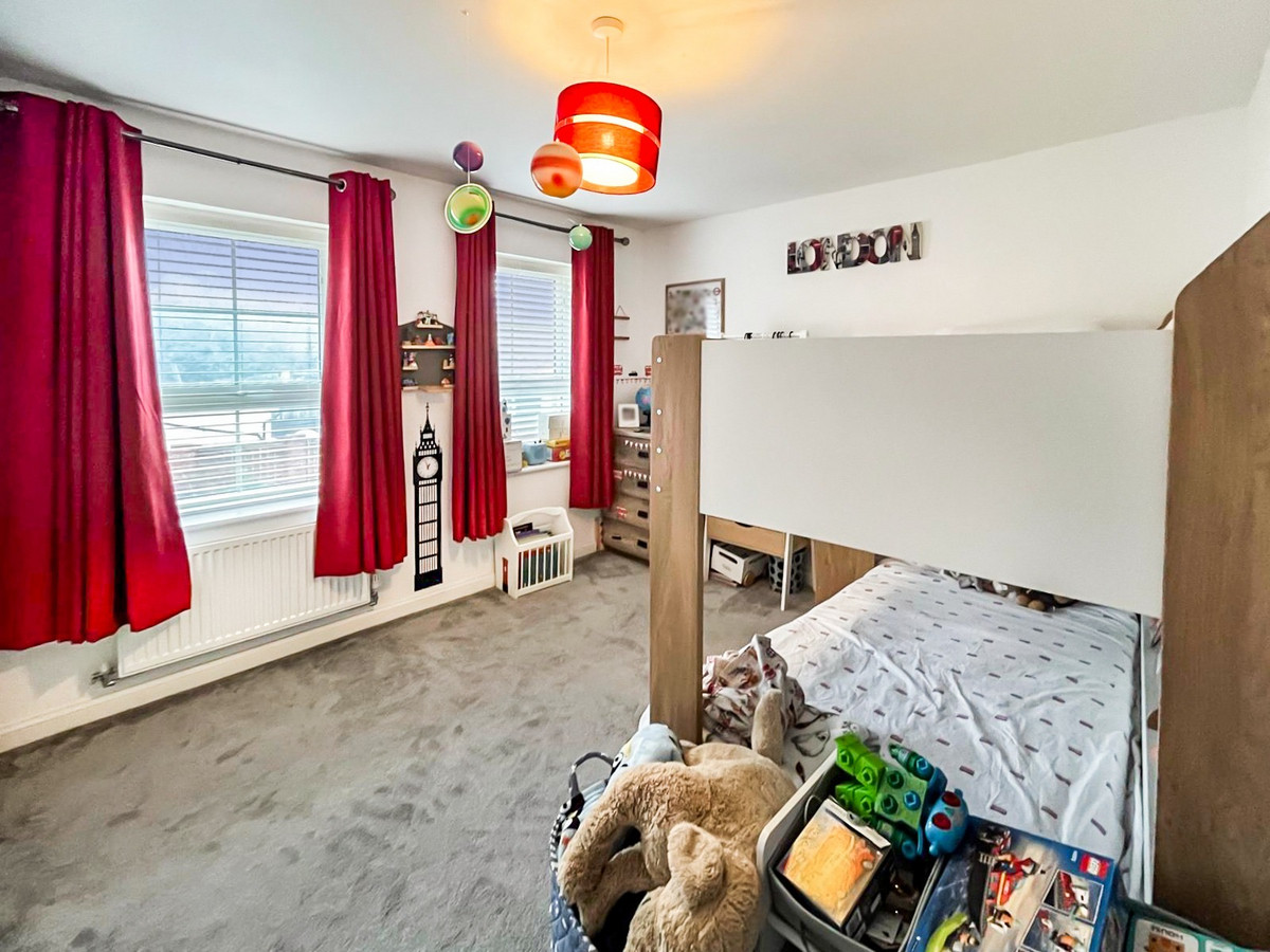 Burgundy Drive, Hemel Hempstead, HP2, photo 12