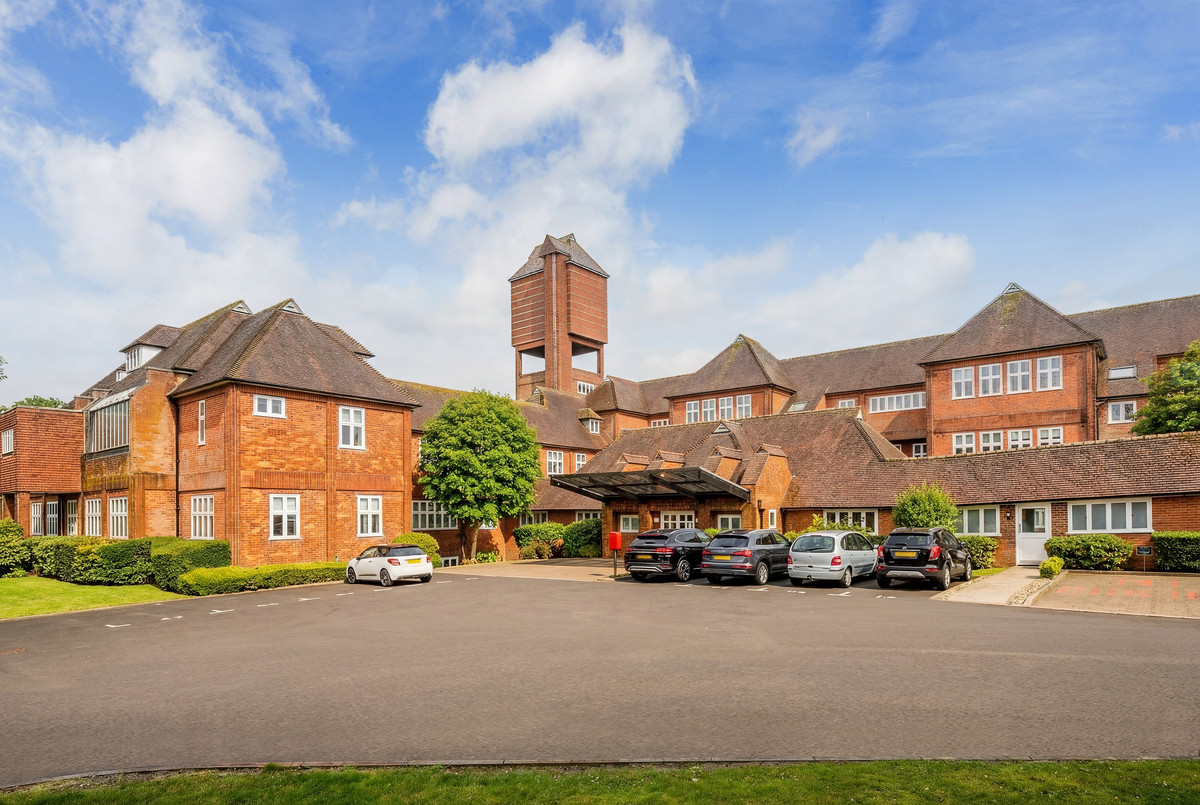 Elizabeth Drive, Banstead, SM7, photo 3
