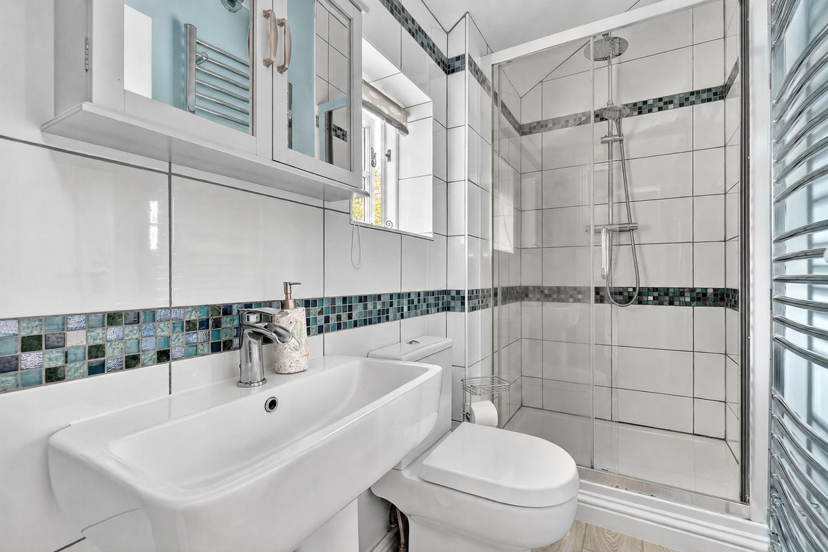 Church Lane, Reading, RG7, photo 12
