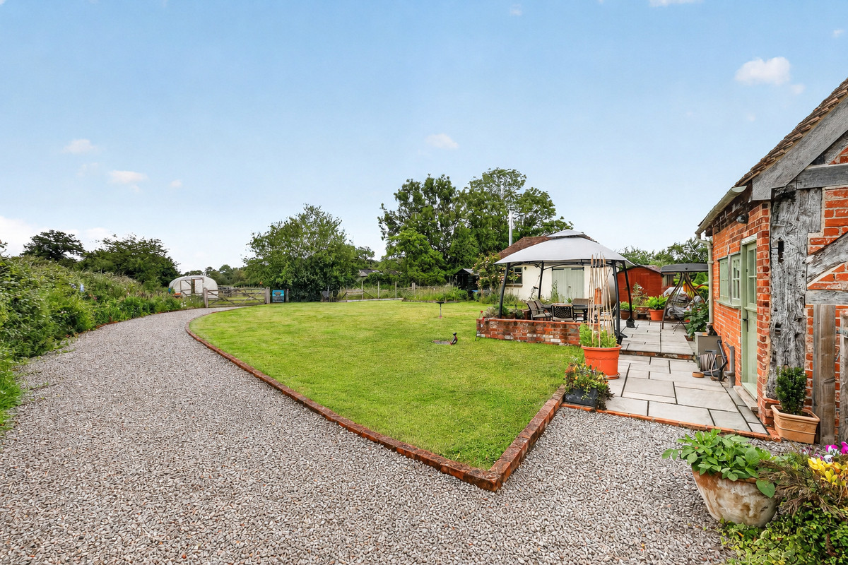 Church Lane, Reading, RG7, photo 13
