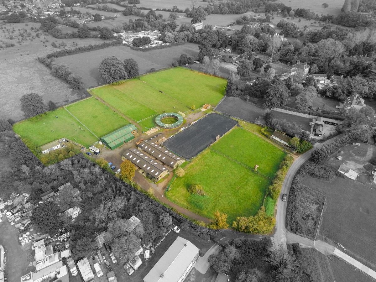 Middlegreen Road, Langley, SL3