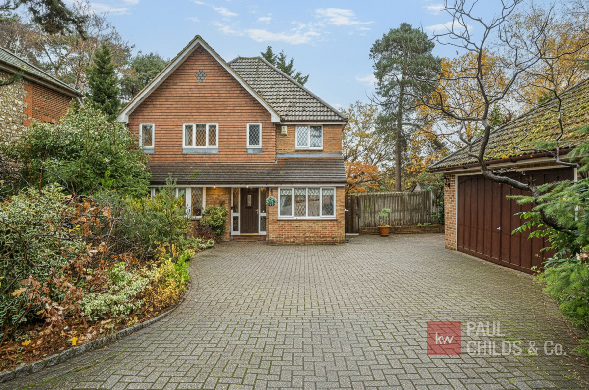 Butler Road, Bagshot, GU19