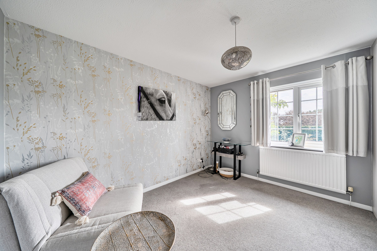 Hulfords Lane, Hartley Wintney, RG27, photo 14