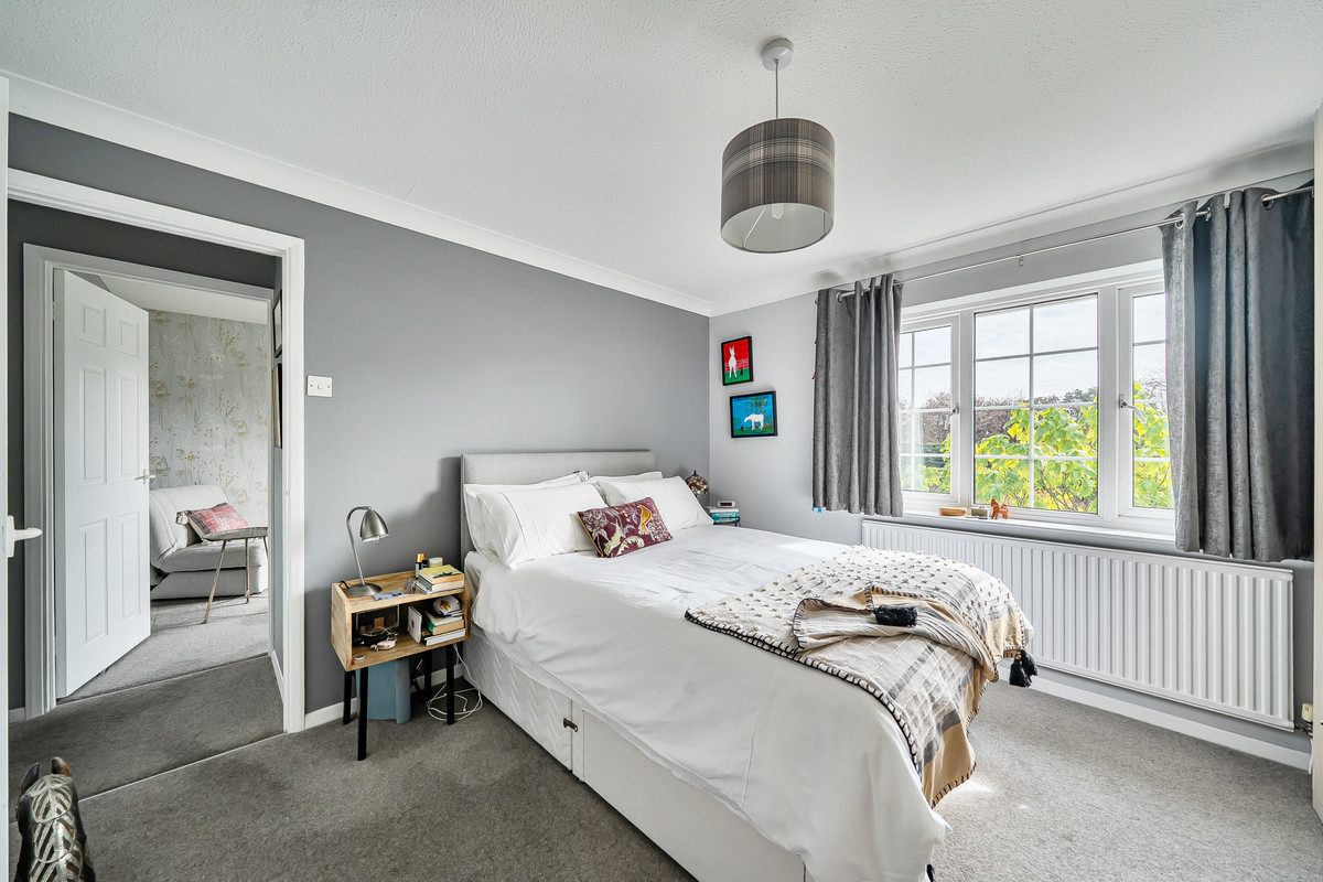 Hulfords Lane, Hartley Wintney, RG27, photo 15