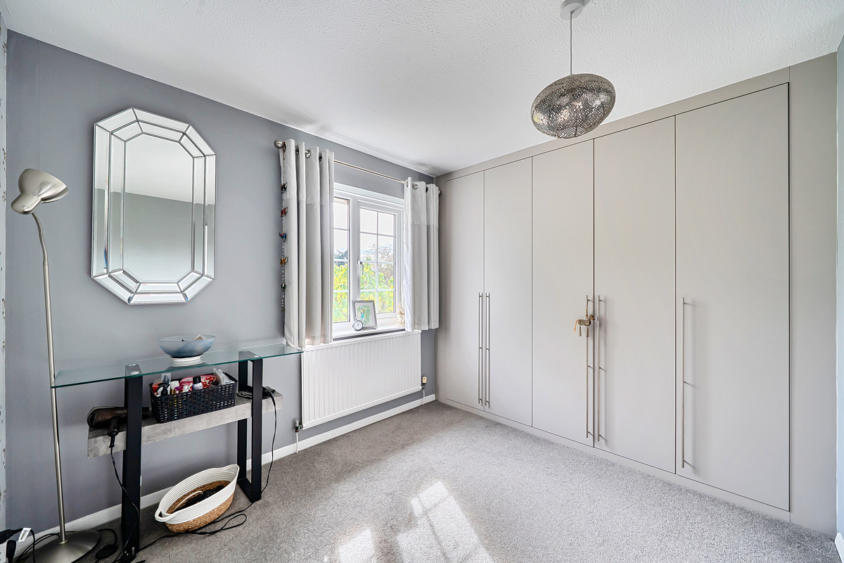 Hulfords Lane, Hartley Wintney, RG27, photo 13