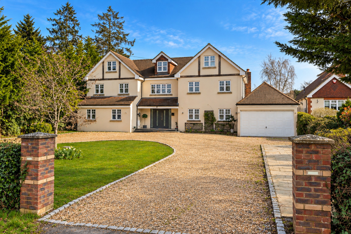 The Park, Leatherhead, KT23, photo 2