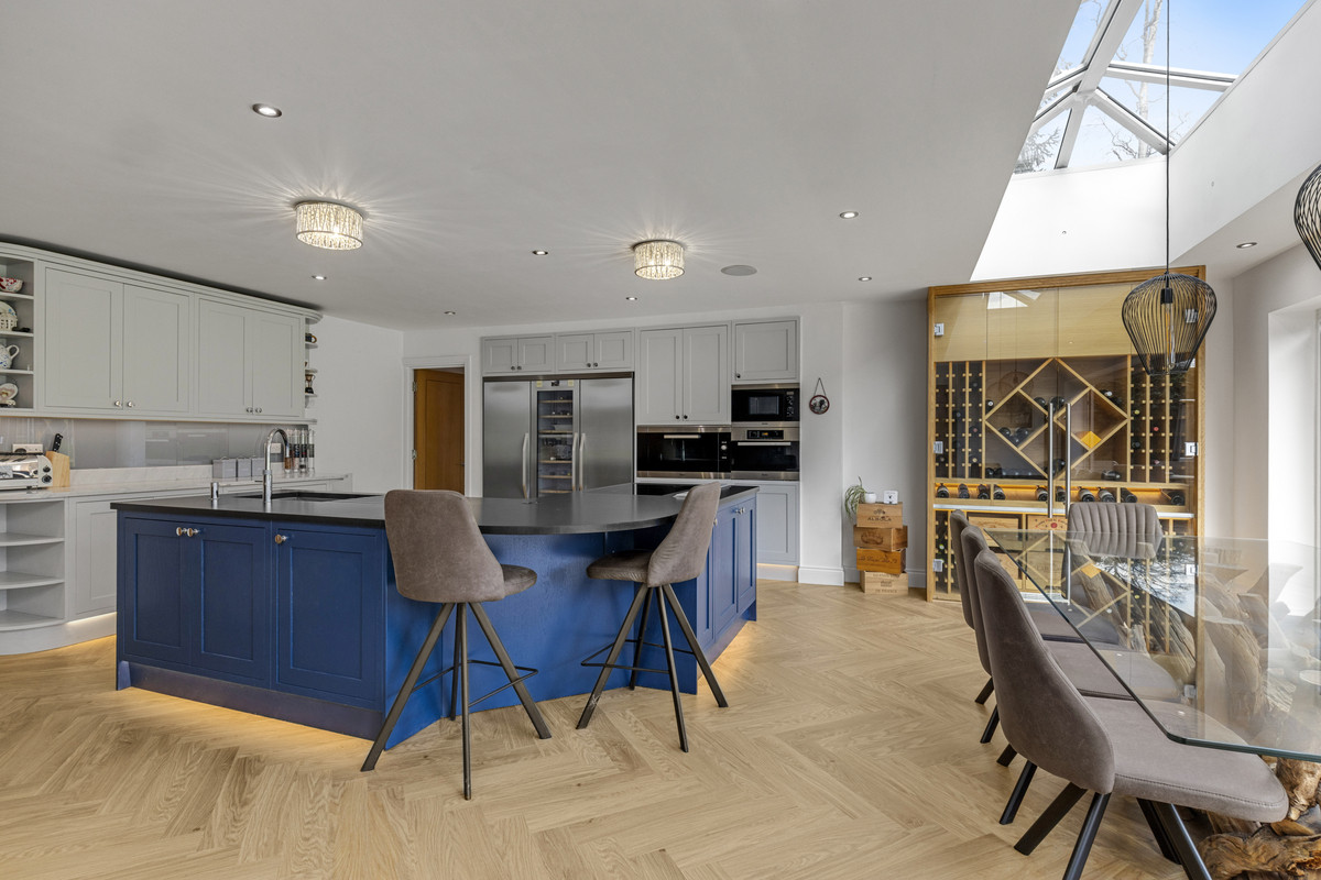The Park, Leatherhead, KT23, photo 3