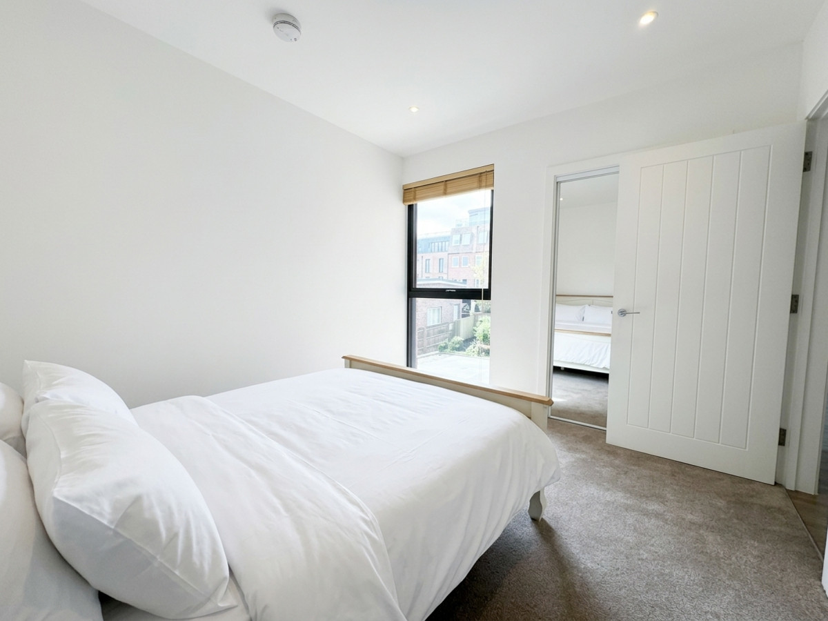 Oak End Way, Gerrards Cross, SL9, photo 10