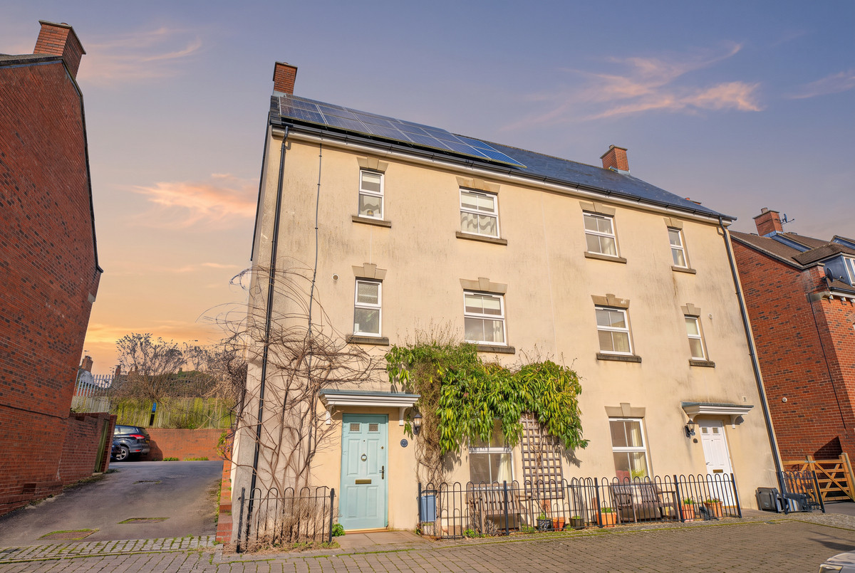 Home Orchard, Stroud, GL5