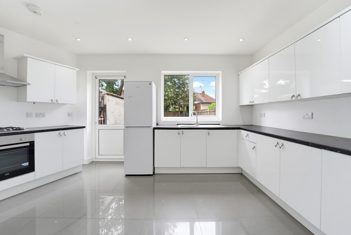 Carlton Avenue West, Wembley, HA0, photo 3