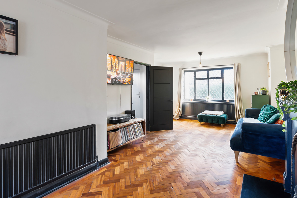 Sheep Walk, Shepperton, TW17, photo 22