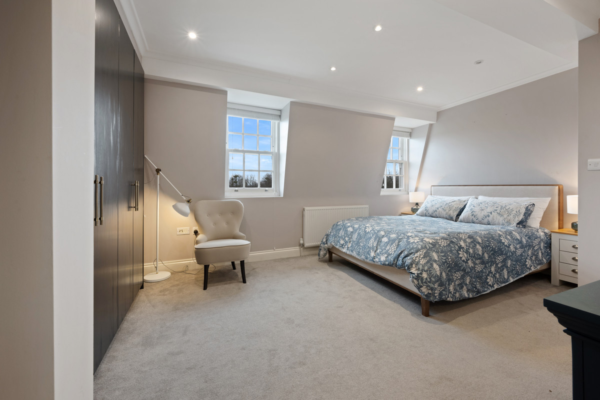 Courtview House, East Molesey, KT8, photo 6