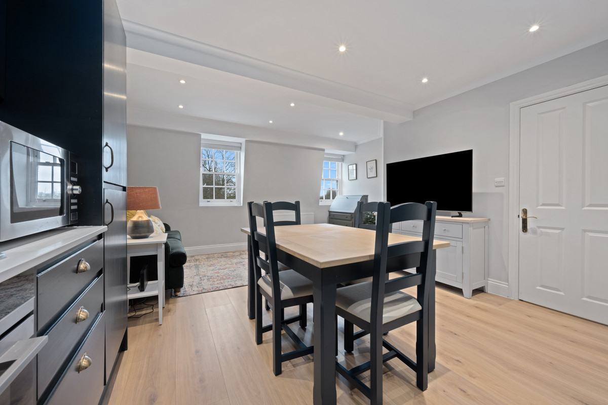 Courtview House, East Molesey, KT8, photo 10
