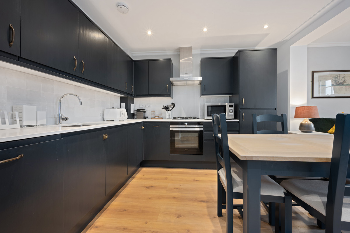 Courtview House, East Molesey, KT8, photo 11