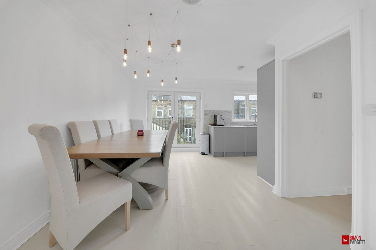 Standroyd Road, Colne, BB8, photo 7
