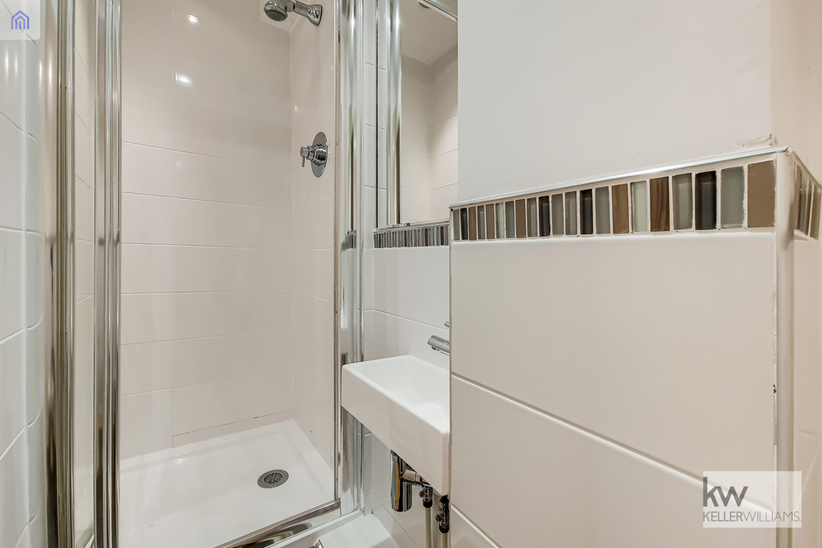 Grosvenor Place Vale Road, Weybridge, KT13, photo 17