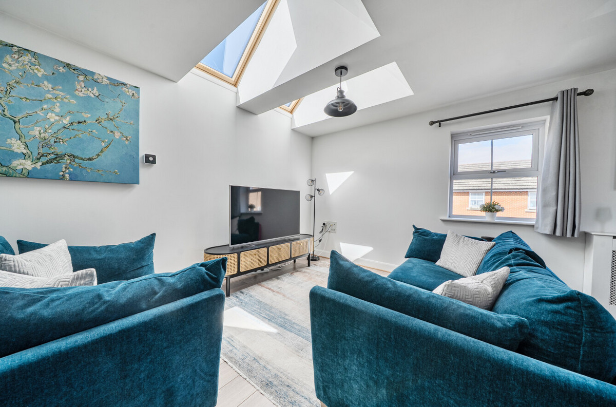 Odiham Drive, Newbury, RG14, photo 15