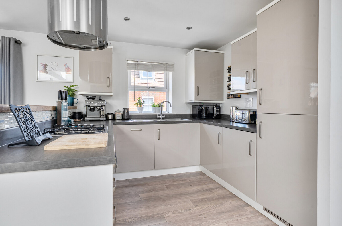 Odiham Drive, Newbury, RG14, photo 18