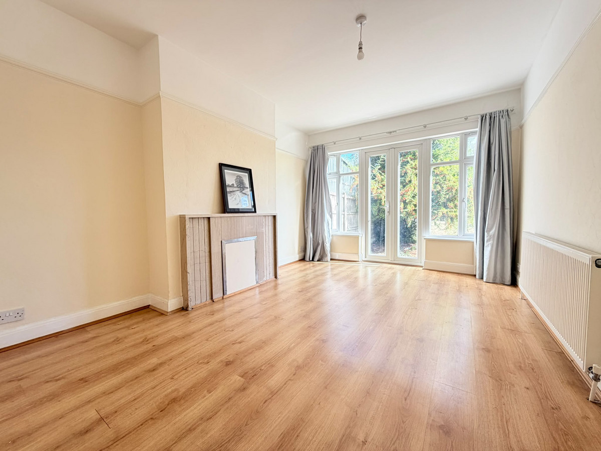 Kenton Lane, Harrow, HA3, photo 6