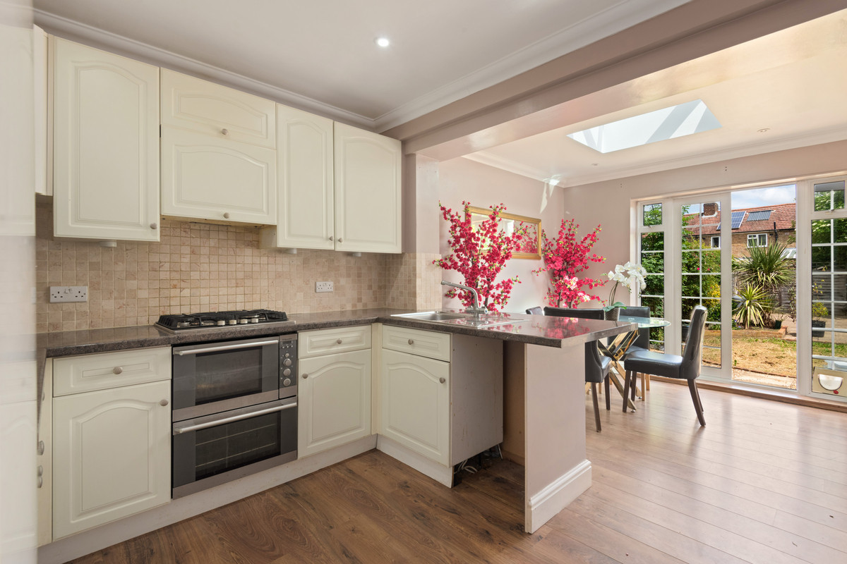Dell Road, West Drayton, UB7, photo 7