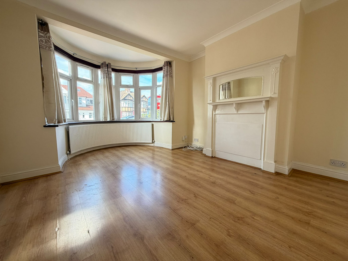 Kenton Lane, Harrow, HA3, photo 8