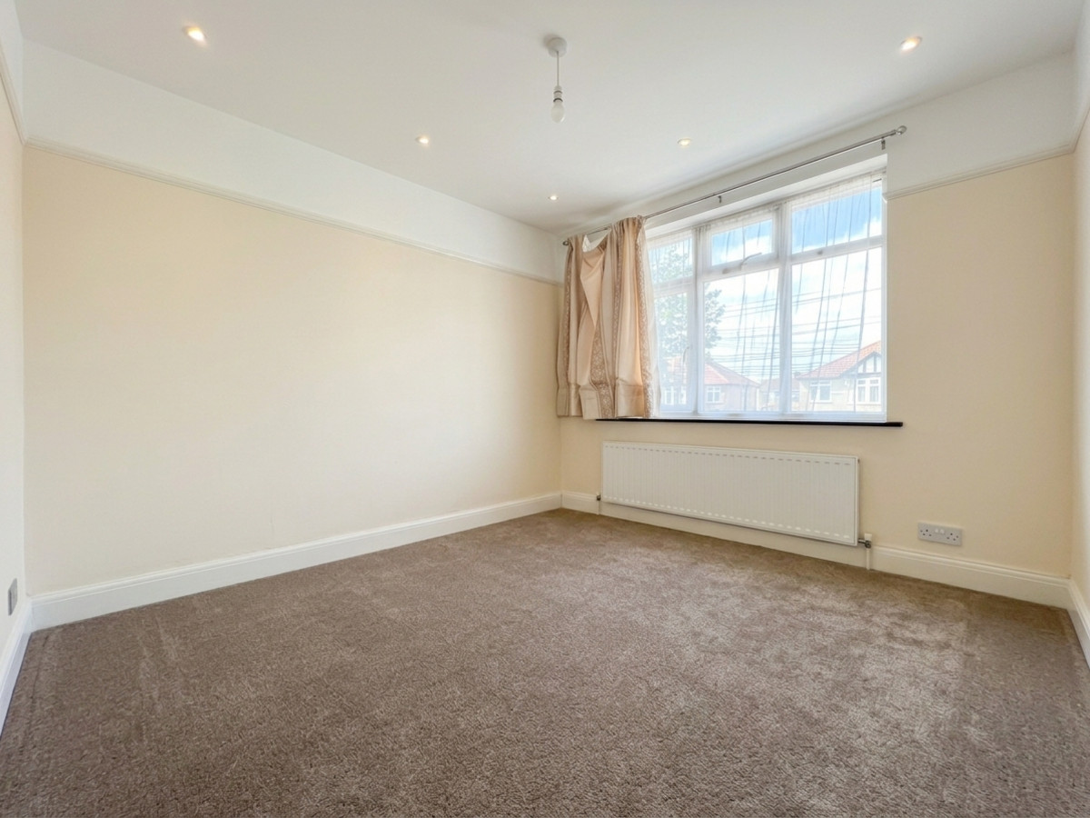 Kenton Lane, Harrow, HA3, photo 10