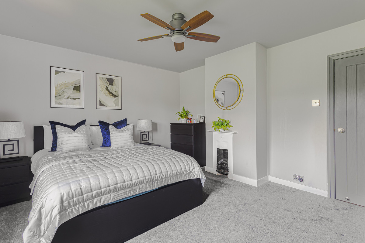 Walton Bridge Road, Shepperton, TW17