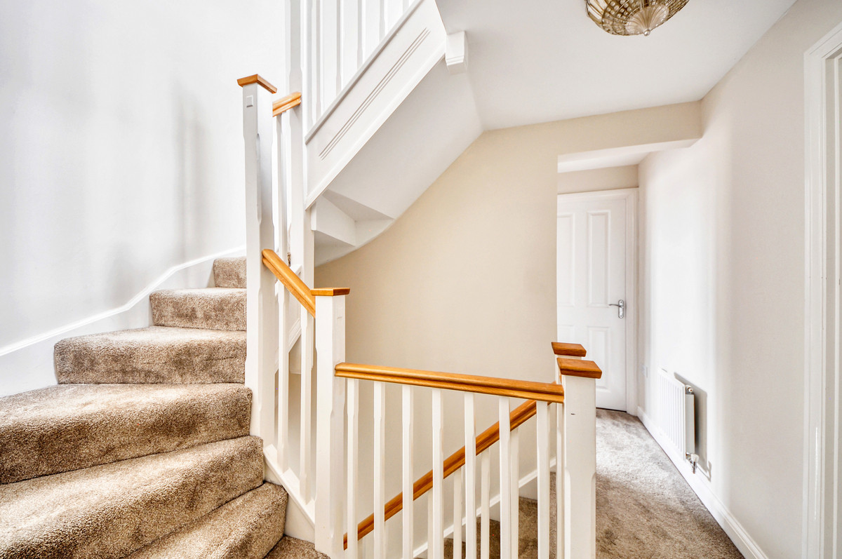 Coronel Close, Swindon, SN3, photo 20
