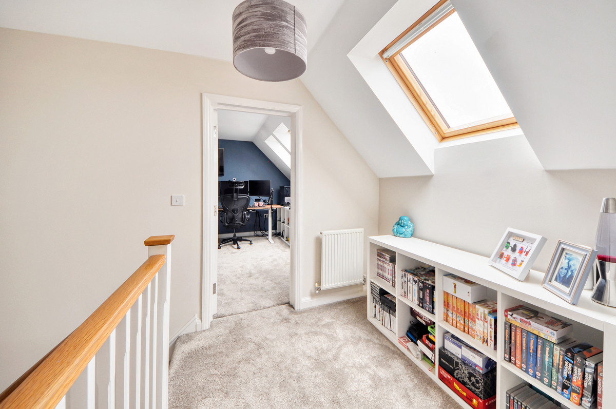 Coronel Close, Swindon, SN3, photo 23