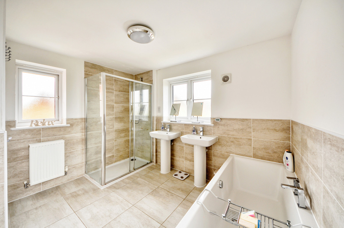 Coronel Close, Swindon, SN3, photo 14