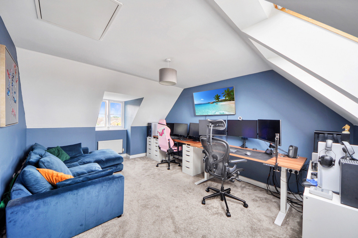 Coronel Close, Swindon, SN3, photo 21